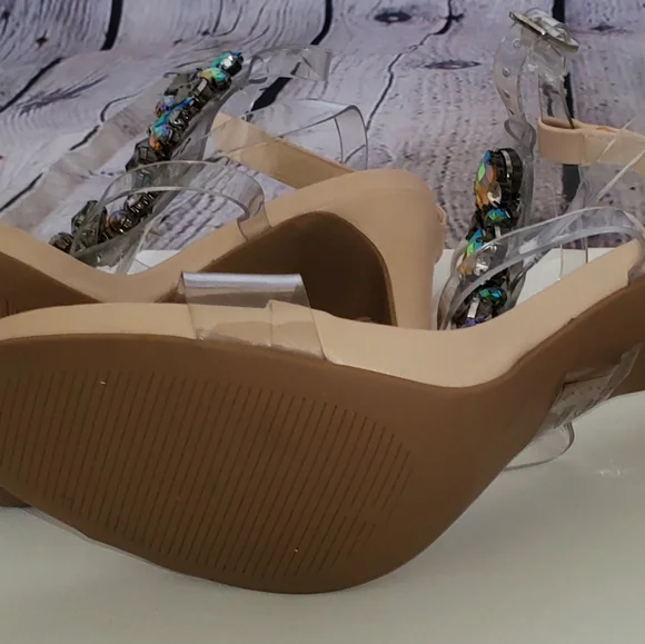 Rhinestone heels Qupid size 8 1/2 - Picture 5 of 7